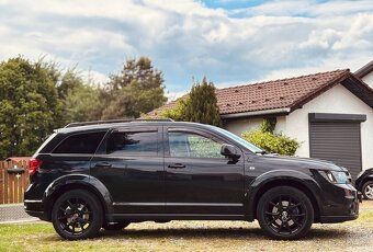 Fiat Freemont 2.0 Multijet 125 kW 4×4 Black Code - 16
