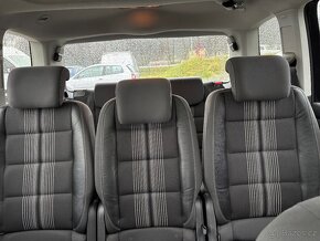 Volkswagen Touran 2.0 TDI MATCH 7 MIST - 16