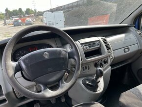 RENAULT TRAFIC 2.0TDCi MINIBUS OSOBNÍ - 16