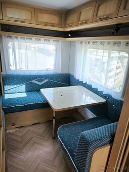 Rodinný karavan Burstner Ventana 530 tk - palandy - 16