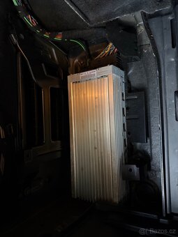 Bmw e91 320d po dilech - 16