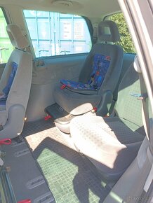 VW Sharan 1.8T 110kW FAMILY, manuál, 2002 - 16