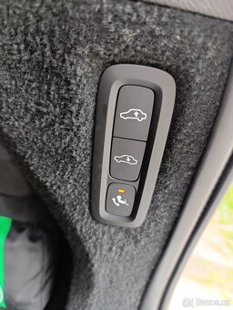 VOLVO XC90 2.0TDI B5 INSCRIPTION,4x4,2020,DPH,MĚCHY - 16