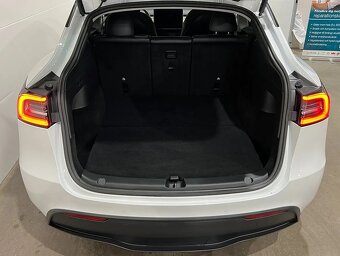 Tesla Model Y Long Range AWD rok 2021 - 16