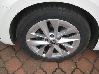 ŠKODA OCTAVIA COMBI IV. 2.0 TDi 110 KW ČR DPH - 16