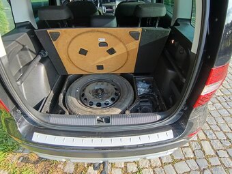 Škoda Yeti 1.2-81 kW, DSG, výhřev, kamera - 16