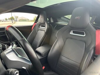 Jaguar F-Type Chequered Flag limited edition - 16