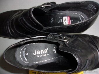 ZIMNÍ OBUV+SNĚHULE+KOZAČKY+SPORT. + VYCHÁZK. OBUV.+LODIČKY - 16