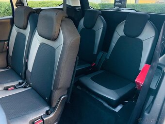 Citroën Grand C4 Picasso 2.0 AUT 7MÍST TAŽNÉ KAMERA SERVISKA - 16