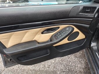 BMW E39 525i 2001 141kW - TOP VYBAVA, DILY - 16