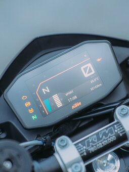 KTM Duke 690 R 2017 Akrapovič - 16