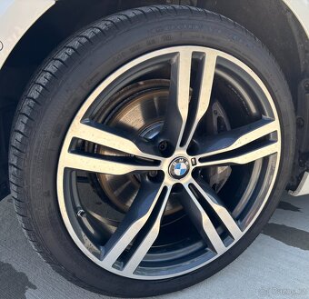 BMW 740d xDrive - 16