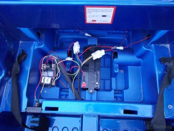 dětské elektrické autíčko - 16