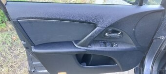 Toyota Avensis combi 1.8i  108kw - 16