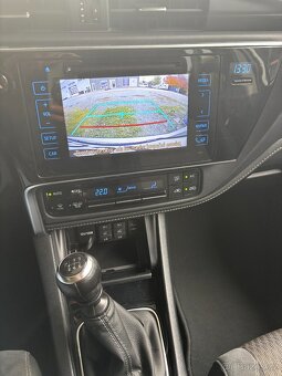 Toyota Auris, 1.6i Selection rok 2017, TOP STAV - 16
