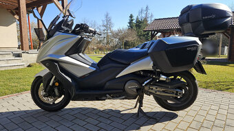 Kymco AK 550 - 16