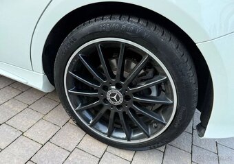 Mercedes-Benz Klasa A 220 4-Matic AMG Line - 16