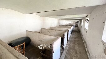 Prodej rodinné domy, 380 m2 - Znojmo - Mramotice - 16