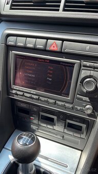 Audi A4 b7 - 16