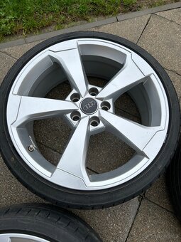 Audi Rotor r19 - 16