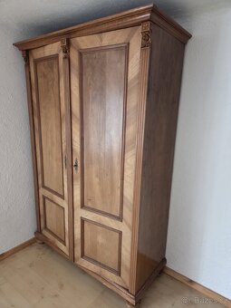 Starožitný nábytek - ložnice a skříně - 16