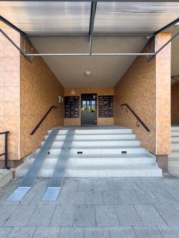 Byt 3+1, 65 m² + zasklená lodžie, Orlová - Lutyně - 16