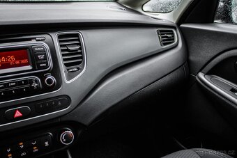 Kia Carens 1.6 GDi SILVER - 16