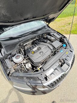 ŠKODA OCTAVIA 3 1.5TSI 110kW facelift DSG SOLEIL - 16