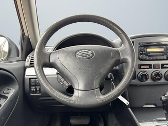 Suzuki Grand Vitara 2,5i V6 benzín 116kw - 16