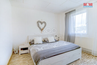 Prodej rodinného domu, 232 m², Blíževedly - 16