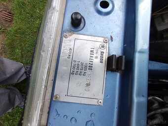 Škoda favorit LX - 16