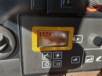 Prodám kolový traktor John Deere 7830 - 16