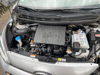 Hyundai i10 1.0 havarované 11tis. km - 16