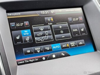 Ford S-MAX 2.0 TDCi 110kW MANUÁL TINANIUM LED TAŽNÉ NAVI - 16