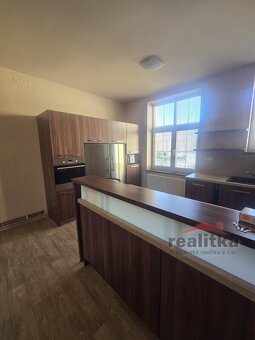 Prodej bytu 3+1, 89m2, Opava, ul. Stratilova - 16