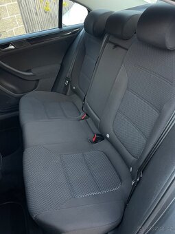 Volkswagen Jetta 1,2 TSi 77kW COMFORTLINE - 16