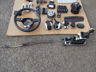 Díly 1. VW Passat B7 2.0TDI 130kw - 16
