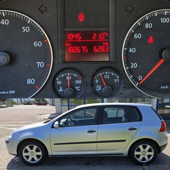 VW GOLF V 1,4 16v AUTOKLIMA, PARKOVACÍ SYSTÉM, ALU KOLA... - 16