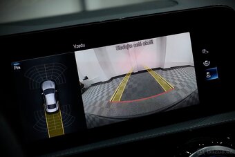 Mercedes-Benz CLA200 Kupé 120 kW AMG Style Edition - 16