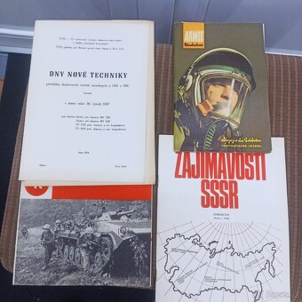 Retro knihy a časopisy - 16