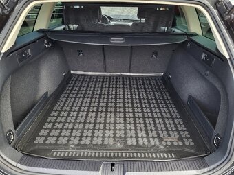 VW Passat Variant 2.0 TDi BMT 110kW DSG COMFORTLINE - 16
