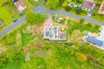 Prodej pozemku k bydlení, 1639 m², Lomnice, ul. Kraslická - 16