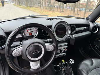 Mini Cooper R56 1.6i 88KW, velká výbava, 2009, 147.339KM - 16