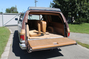 1988 GMC Suburban Sierra Classic 1500 2WD 5.7 V8 - 16