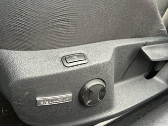 VW Golf 2.0, 110 kW, nafta, top výbava - 16