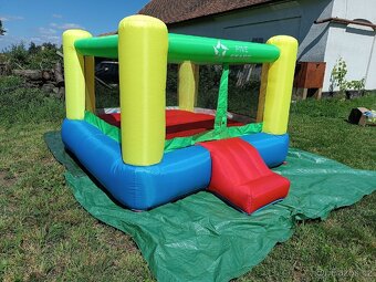 Pronájem skákací hrady Hradec Králové více typů 5 různých - 16