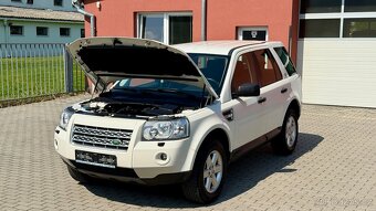 Land Rover Freelander 2 //2.2 S TD4e//118kW//1MAJ//SERVIS// - 16