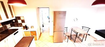 Prodej bytu 2+kk 49 m² Grafická, Praha - Smíchov - 16