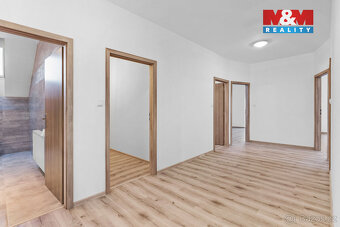 Prodej rodinného domu 6+kk, 276 m², Rabakov - 16
