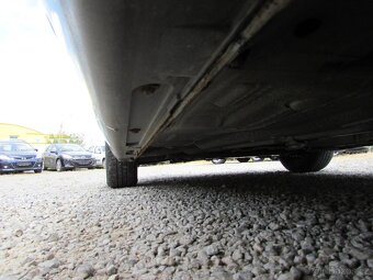 Ford Focus 1.6 TDCi 66kW kombi, nová STK, klima - 16
